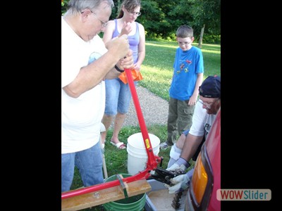 Summer Potluck Geode Cracking 2